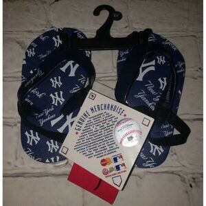 𝅺NWT NEW YORK YANKEES LITTLE KIDS FLIP FLOPS SIZE 5-6
